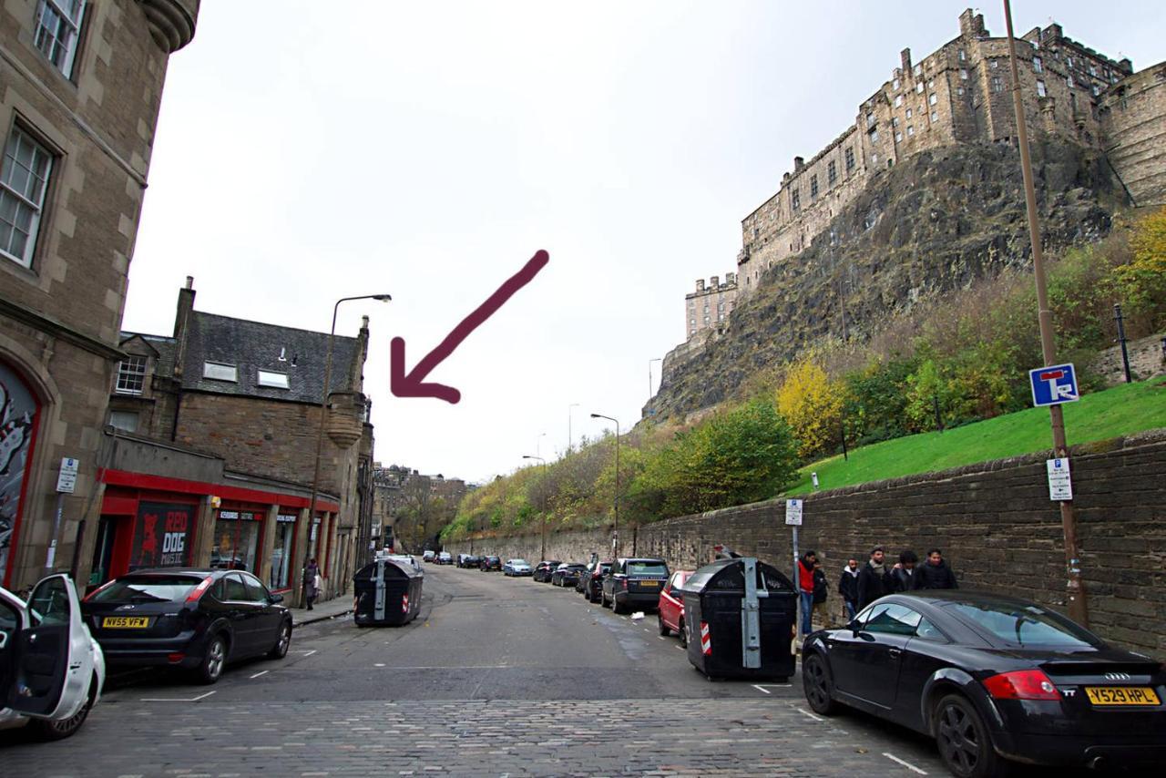 Joivy Unique Old Town Stay Under Edinburgh Castle Esterno foto